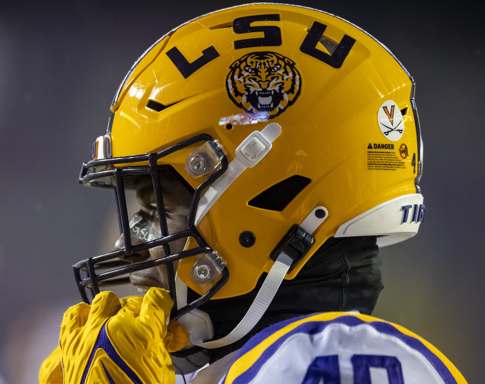 BR.lsuuab.112022_002 MJ.JPG